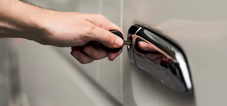 Why Choose Our Auto Locksmith Team in Bloomington, CA?